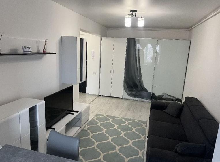 Apartament cu 2 camere nedecomandat în Chiajna