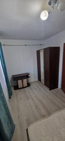 Apartament cu 2 camere semidecomandat în Ostroveni