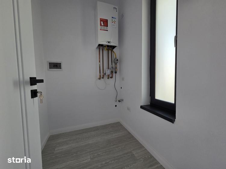Casă cu 4 camere cu Teren 300 Mp în Cornetu