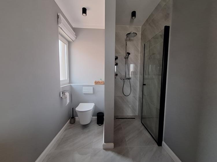 Duplex cu 4 camere cu Canalizare în Dumbrăvița