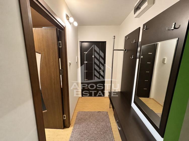 Apartament cu 3 camere decomandat, mobilat în Elisabetin