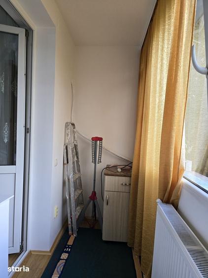 Apartament cu 3 camere în 1 Mai