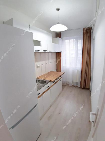 Apartament cu 2 camere decomandat în Mazepa 2