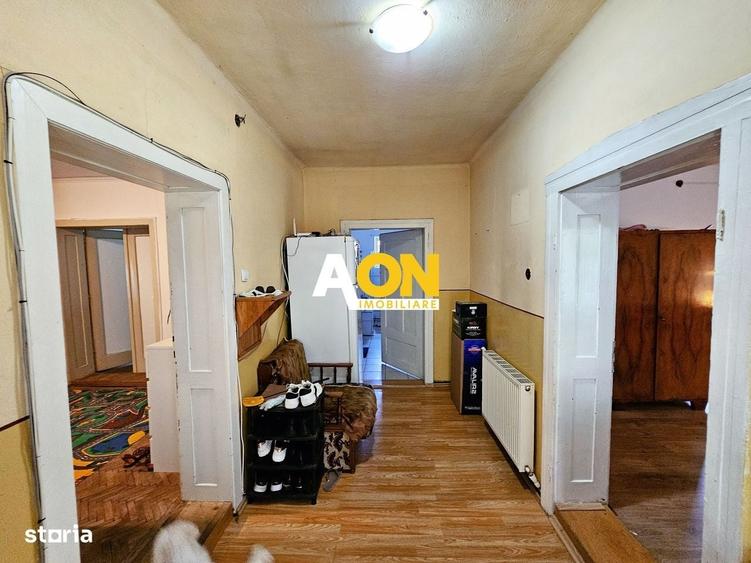 Casa renovata, 2 corpuri de cladire + anexe, 1331 mp teren, Paclisa - 10