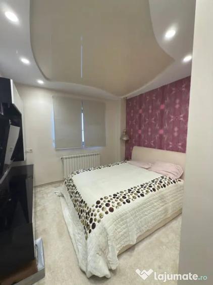 Apartament cu 3 camere decomandat în Andrei Mureșanu