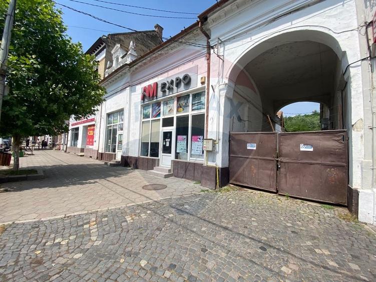 Spațiu comercial, de 236 mp, în Central