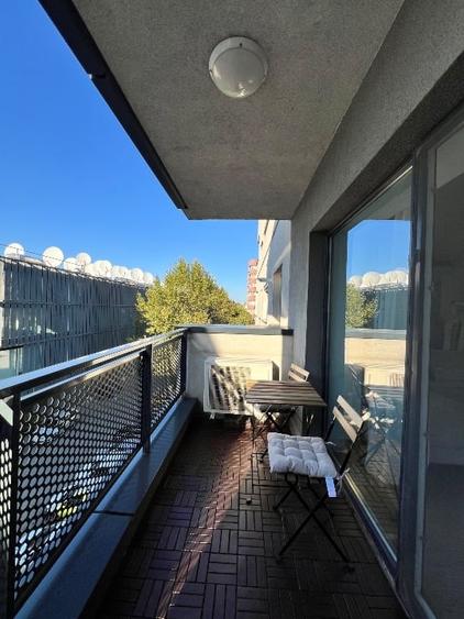 Apartament cu 3 camere semidecomandat, mobilat în Cotroceni