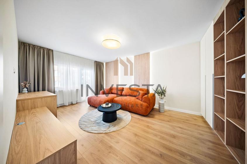 Apartament cu 4 camere decomandat, mobilat în Între Lacuri