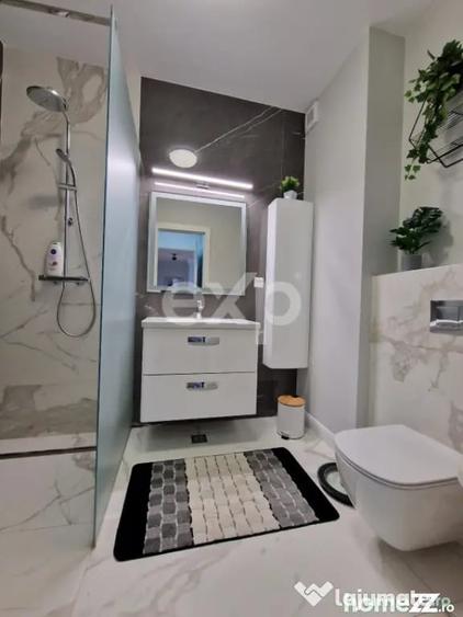 Apartament cu 4 camere decomandat în Aviației