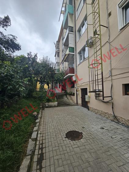 Apartament cu 2 camere decomandat în Central