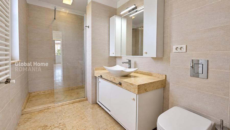 Duplex cu 7 camere cu Canalizare în Pipera