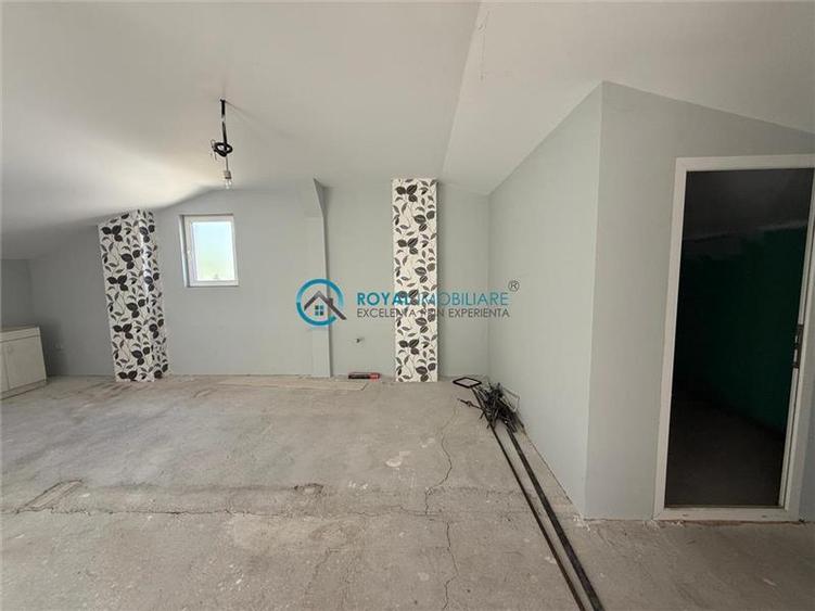 Casă cu 4 camere cu Teren 432 Mp în Ploieștiori