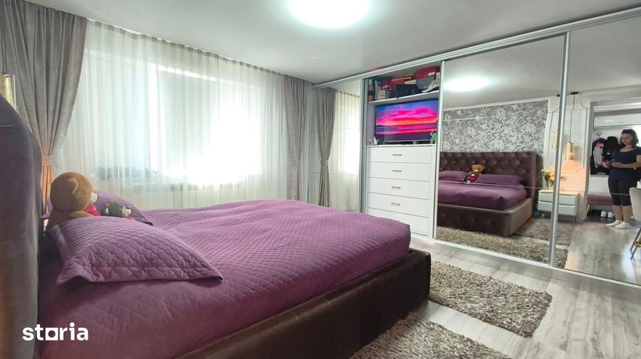 Casă cu 5 camere cu Teren 948 Mp în Central