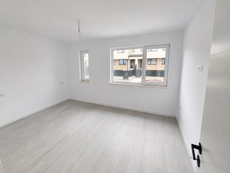 Casă individuală cu 4 camere cu Teren 230 Mp în Valea Lupului