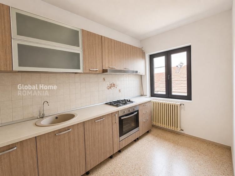 Apartament cu 3 camere decomandat, mobilat în Drumul Taberei