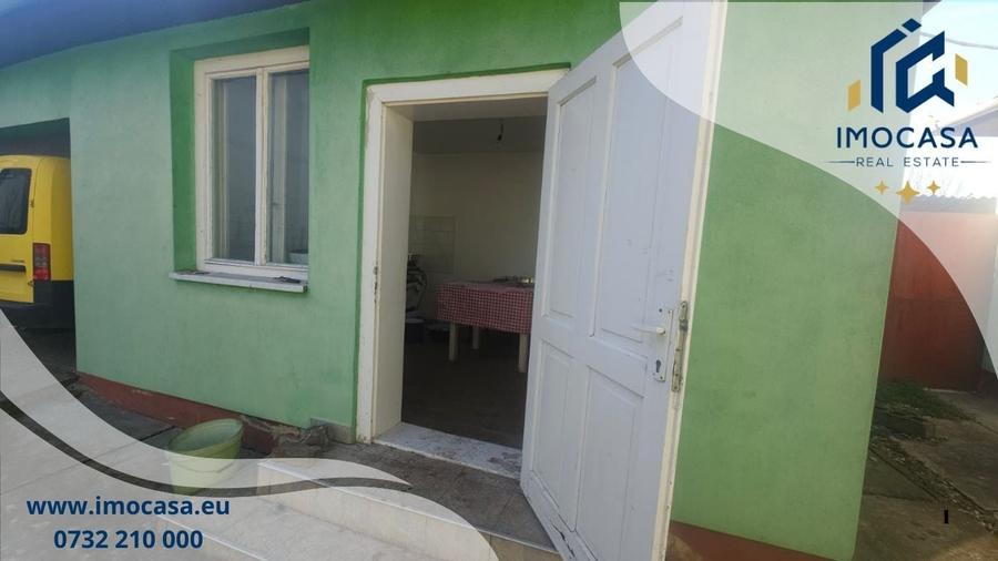 Casă individuală cu 6 camere cu Canalizare în Nord-Est