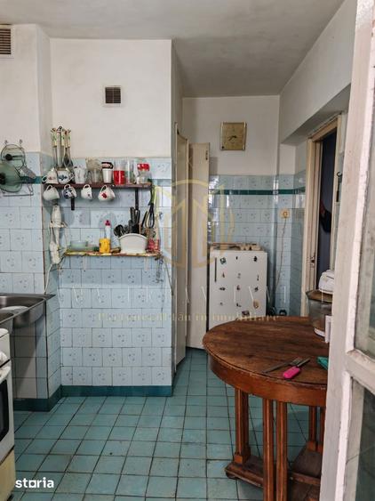 Apartament cu 4 camere decomandat în Pantelimon