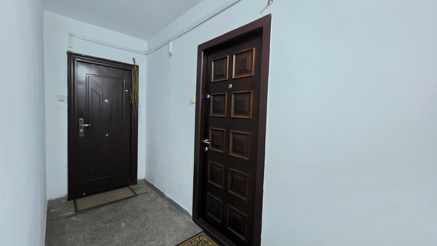 Apartament cu 3 camere decomandat în Chișinau