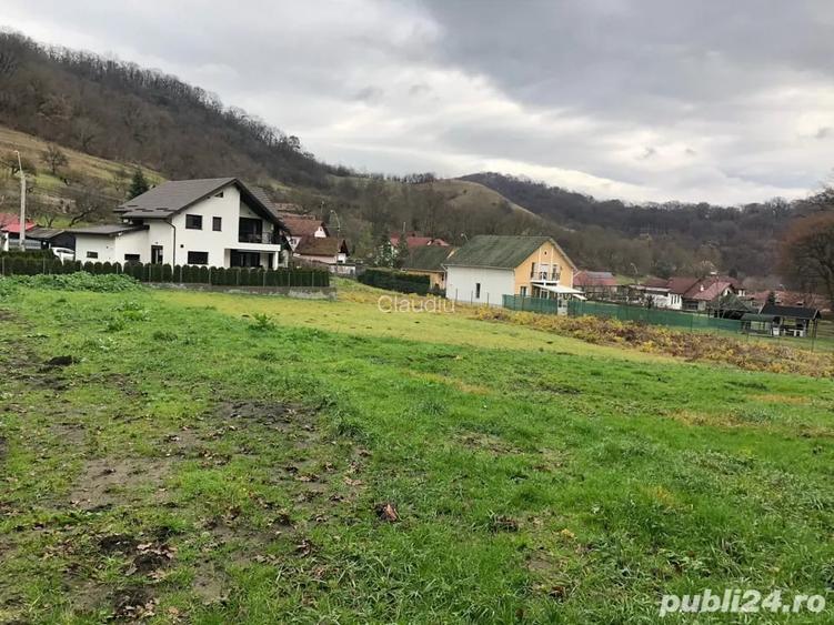 Teren de vanzare in Greweln,Medias