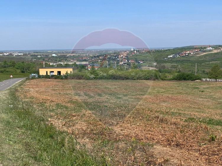 Teren Construcții intravilan de 1628 mp, în Paleu