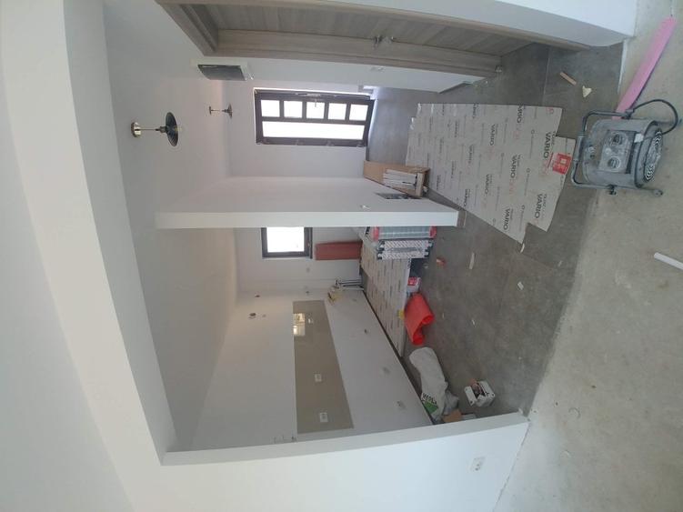 Casă individuală cu 3 camere cu Garaj în Joița