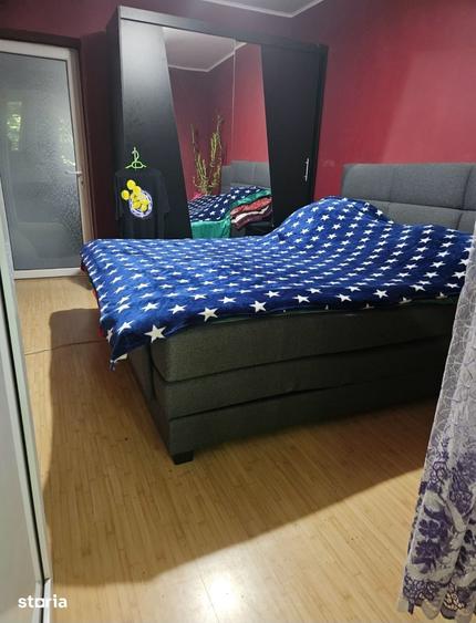 Apartament cu 3 camere în Berceni