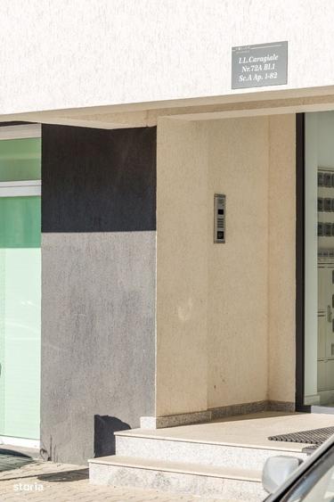 Apartament cu 2 camere în Uverturii