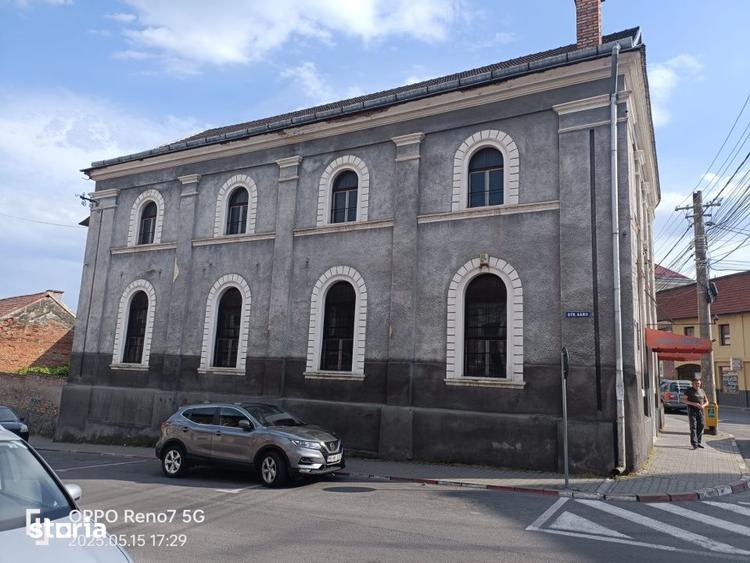 Spațiu comercial, de 322 mp, în Reghin