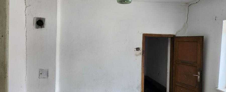 Casă cu 4 camere în Diosig