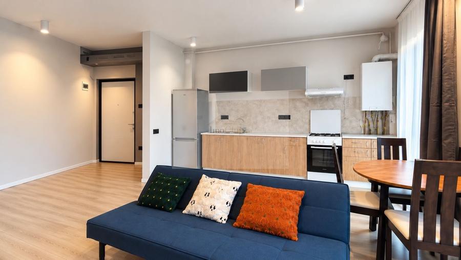 Apartament cu 2 camere semidecomandat, mobilat în Gheorgheni