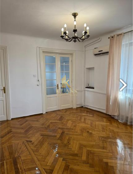 Apartament cu 3 camere în Cotroceni