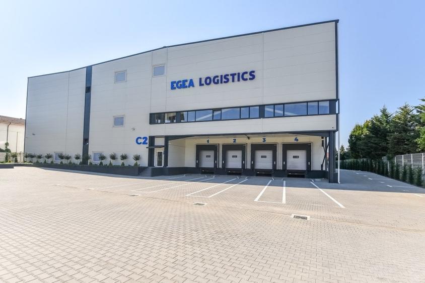 Spațiu industrial, de 7,500 mp, în Central