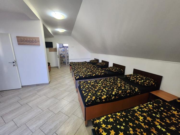 Casă individuală cu 5 camere cu Canalizare în Sânandrei