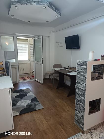 Apartament cu 2 camere decomandat în Buzaului