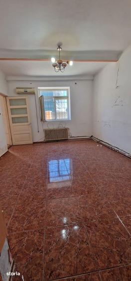 Apartament cu 4 camere în Peninsula