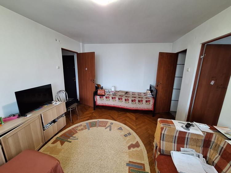 Apartament cu 2 camere semidecomandat în Ștefan cel Mare