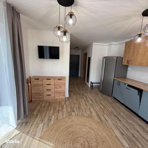 Apartament cu 2 camere, mobilat si utilat, situat la etaj 2 - 8