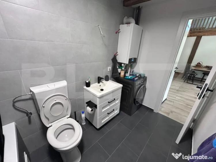 Casă cu 3 camere cu Teren 400 Mp în Central