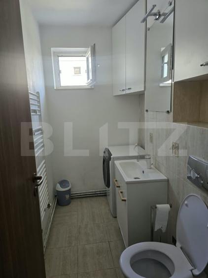 Apartament cu 4 camere decomandat, mobilat în Kogălniceanu