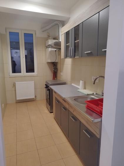 Apartament cu 2 camere decomandat în Olteni