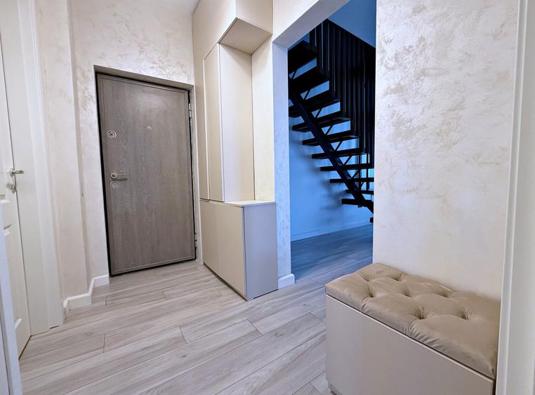 Apartament cu 3 camere decomandat, mobilat în 13 Septembrie