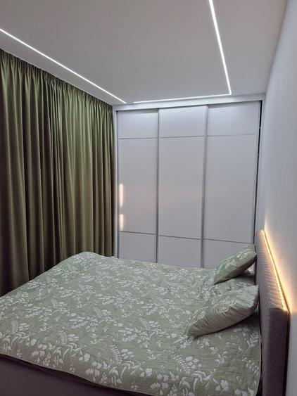 Apartament cu 2 camere semidecomandat în Lotrioara