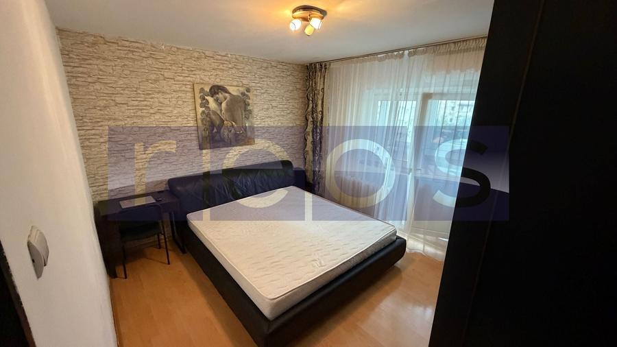Apartament cu 3 camere decomandat, mobilat în Vitan Mall