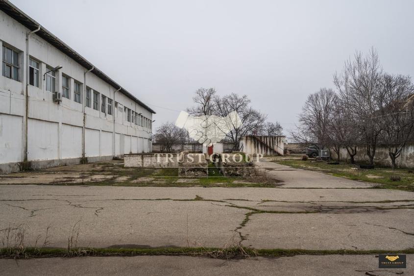 Spațiu industrial, de 1,000 mp, în Caracal