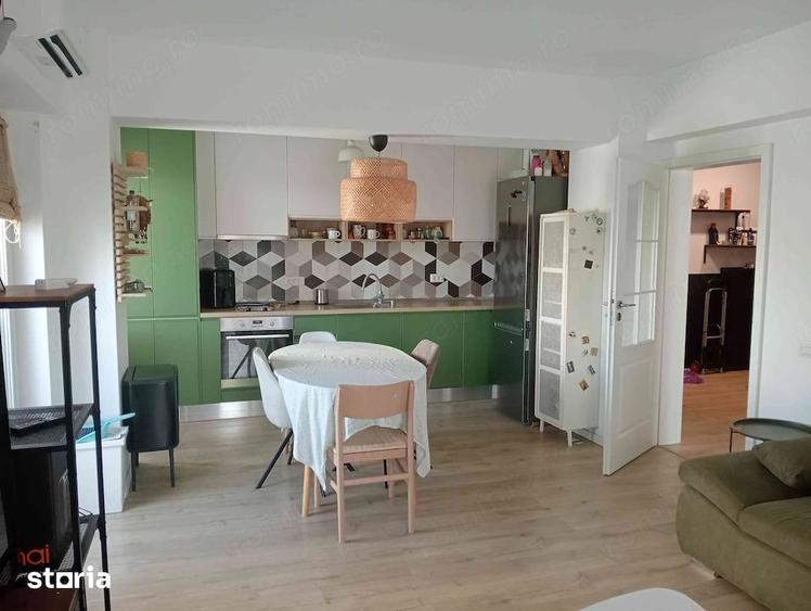 Apartament cu 3 camere decomandat în Străulești