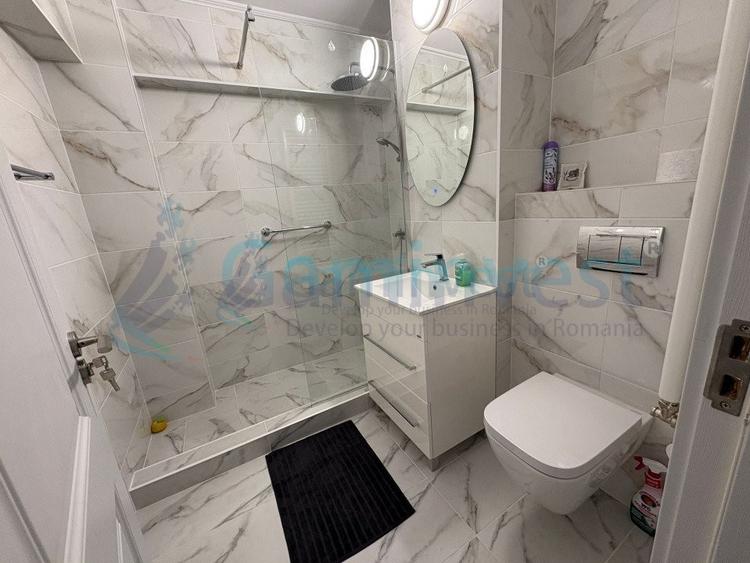 Apartament cu 3 camere decomandat, mobilat în Decebal
