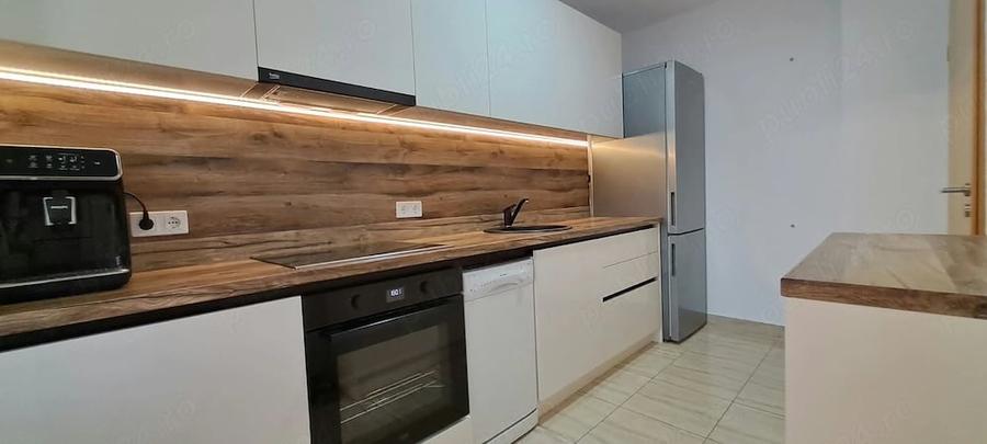 Apartament cu 3 camere decomandat în Avantgarden