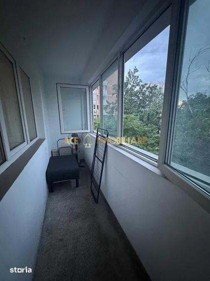 Apartament cu 3 camere în Drumul Taberei
