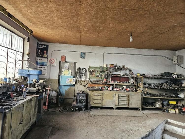 Casă cu 3 camere în Tudor Vladimirescu