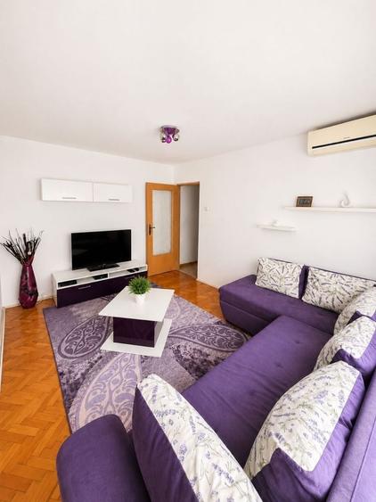 Apartament cu 2 camere nedecomandat în Central